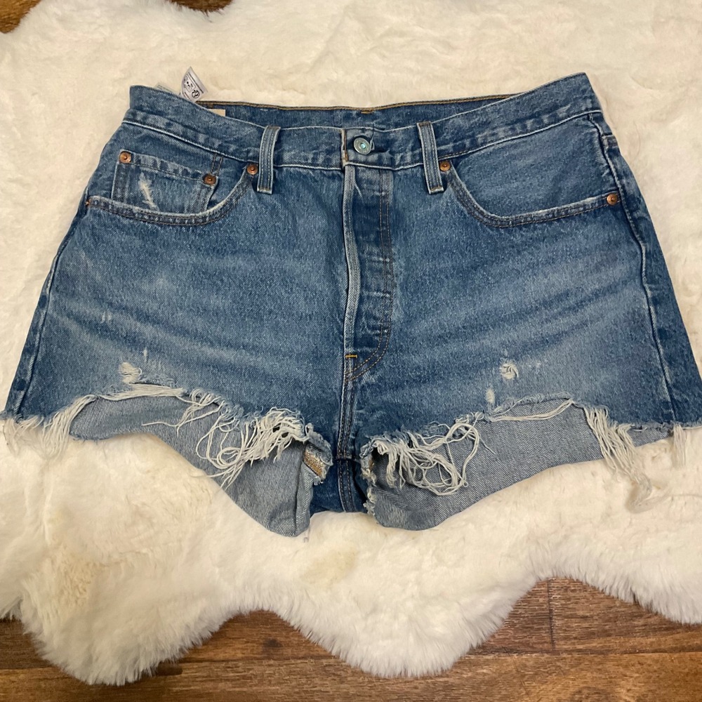 Levi's 501 Size 32 Cut Off Denim Shorts Medium Blue Womens Denim